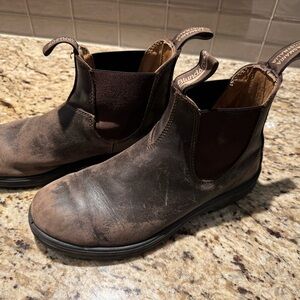 Blundstone Men's Distressed Brown Leather Boots